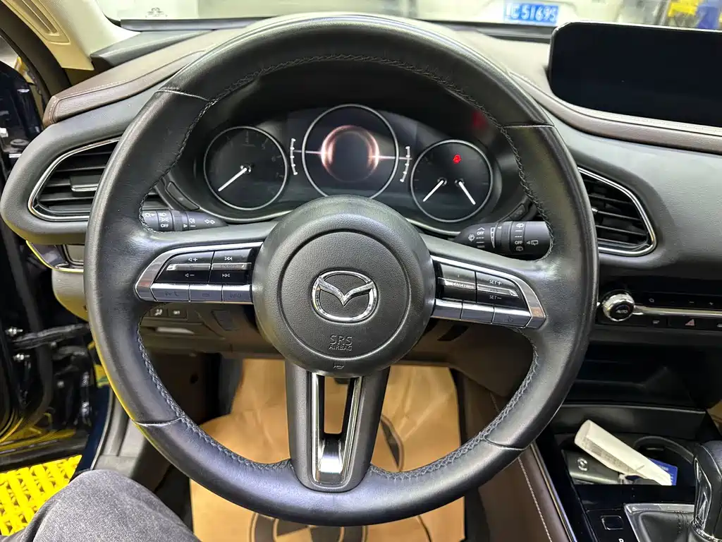 Mazda CX-30 — фото 13