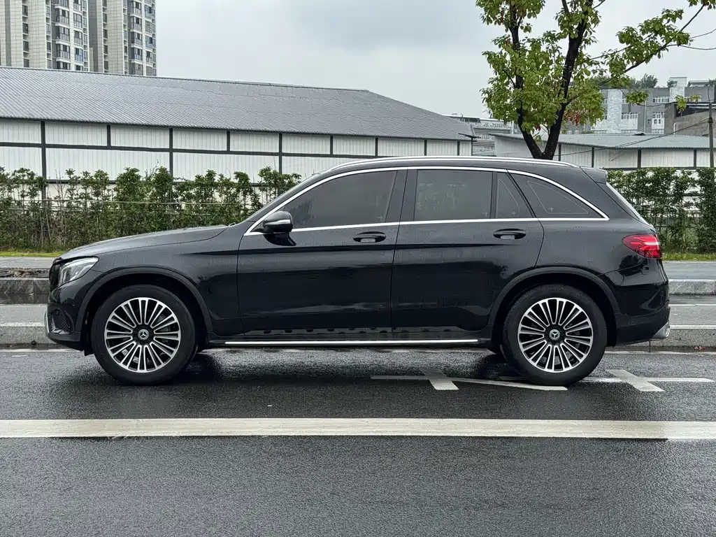 Mercedes-Benz GLC — фото 17