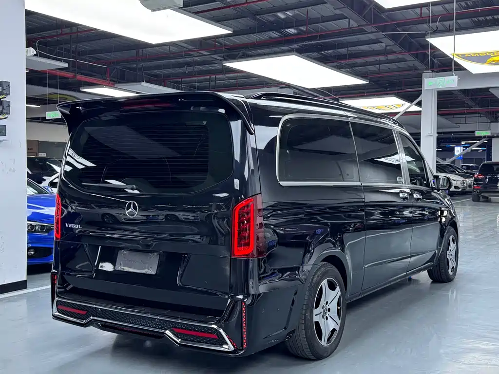 Mercedes-Benz Vito — фото 27