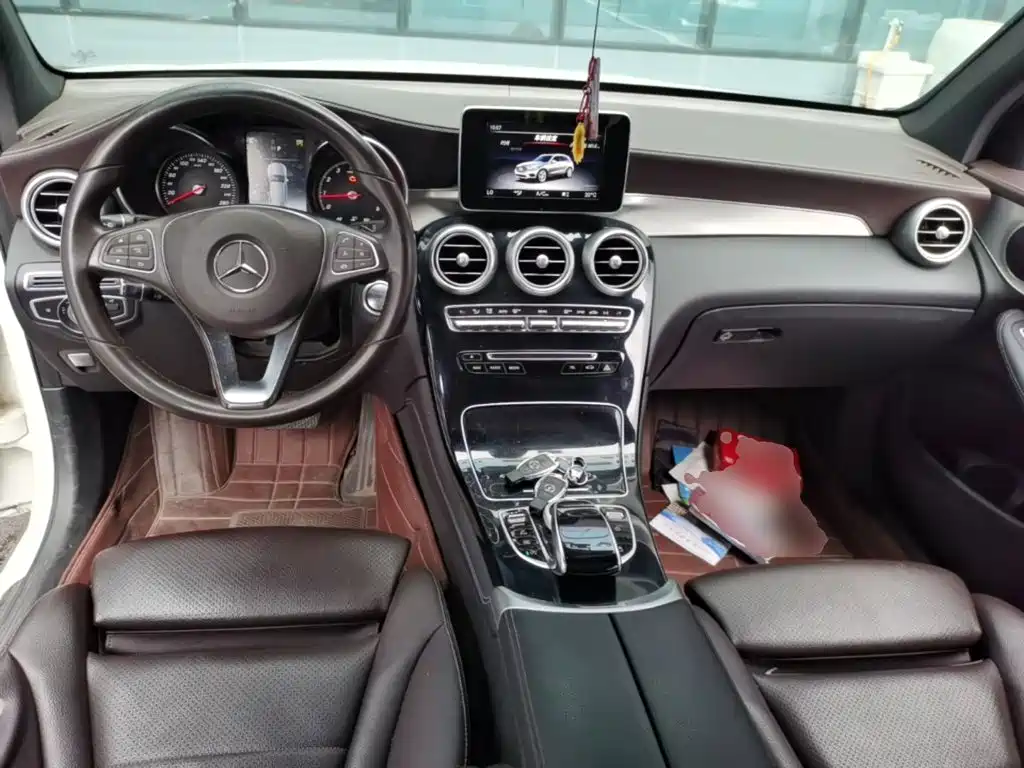 Mercedes-Benz GLC — фото 10