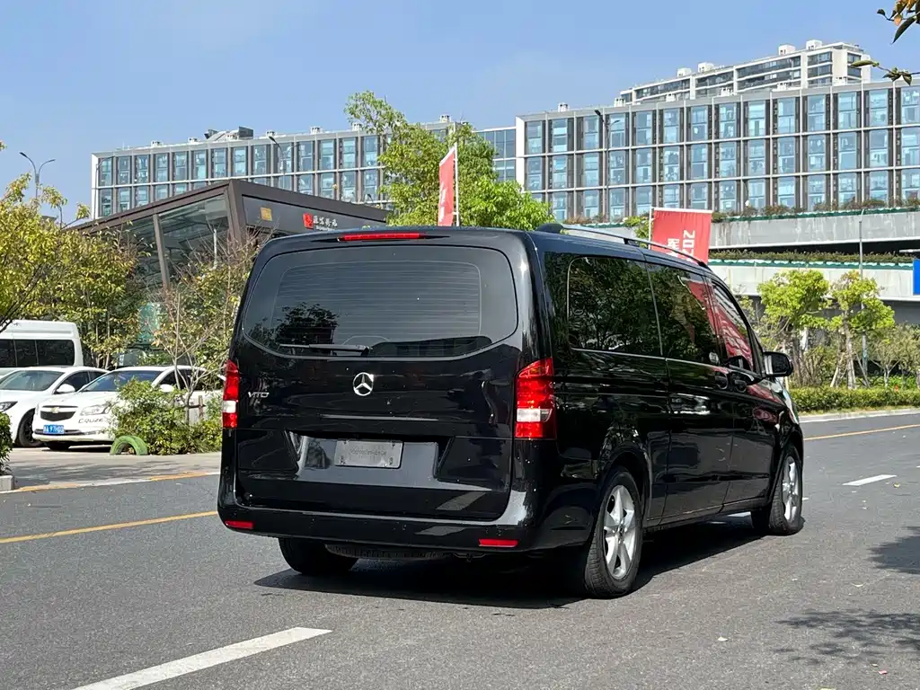 Mercedes-Benz Vito — фото 4