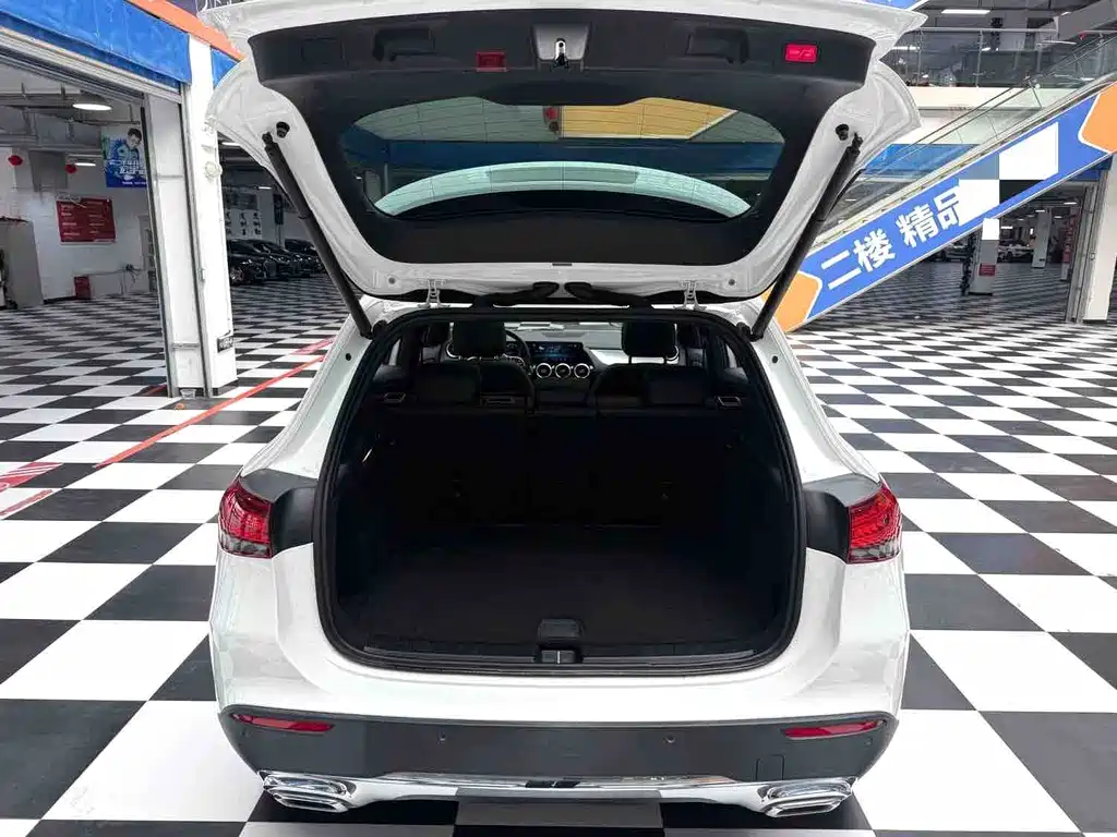 Mercedes-Benz GLA — фото 16
