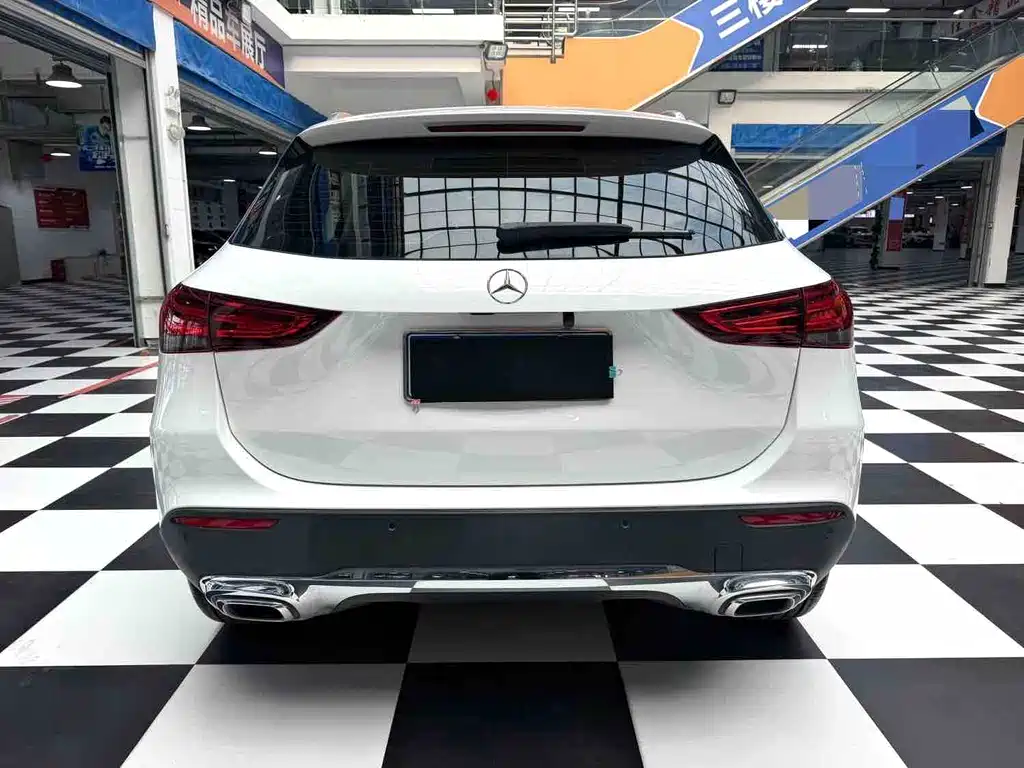 Mercedes-Benz GLA — фото 18