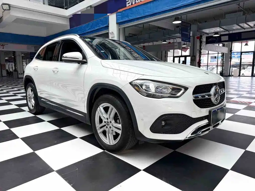 Mercedes-Benz GLA — фото 3