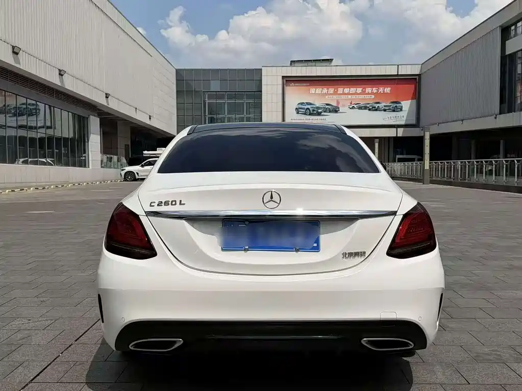 Mercedes-Benz C-Class — фото 11