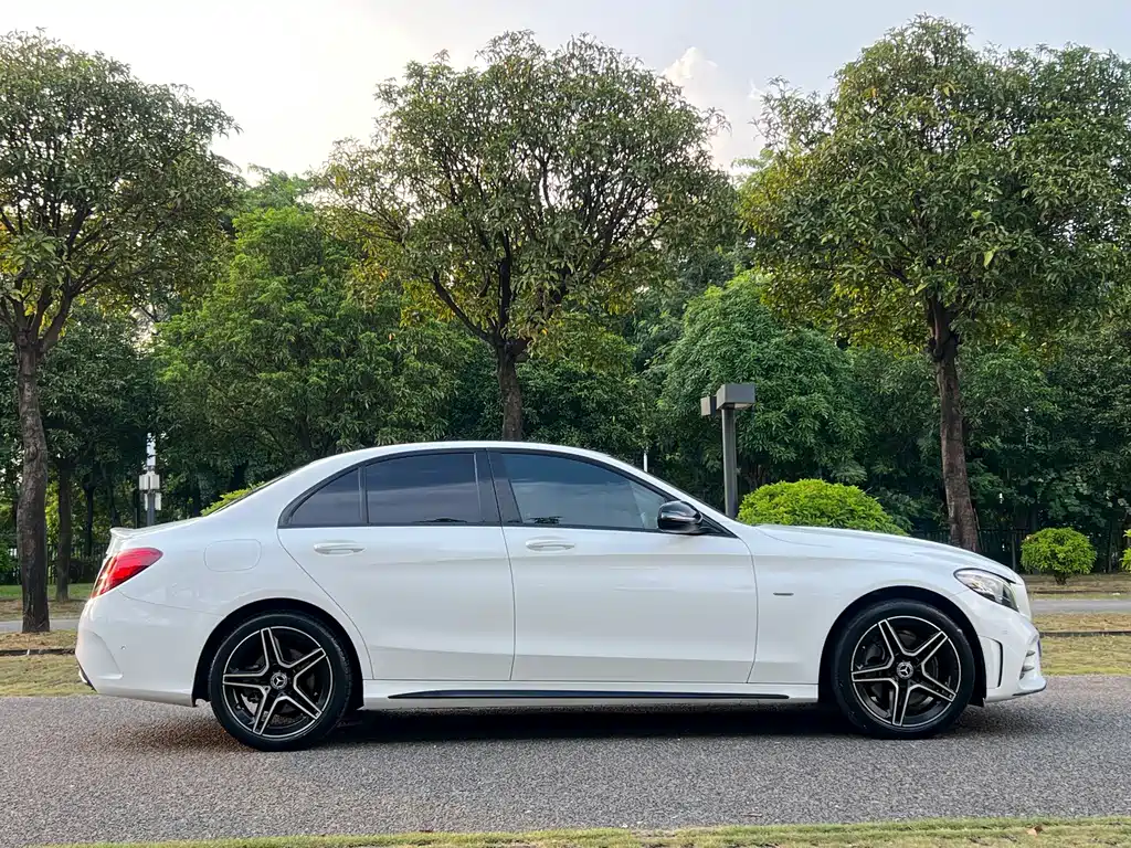 Mercedes-Benz C-Class — фото 4