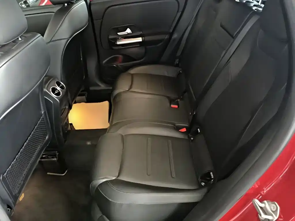 Mercedes-Benz GLA — фото 17