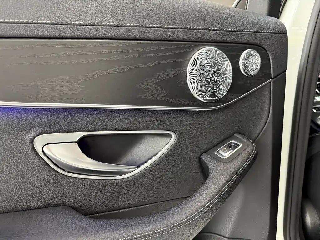 Mercedes-Benz C-Class — фото 14