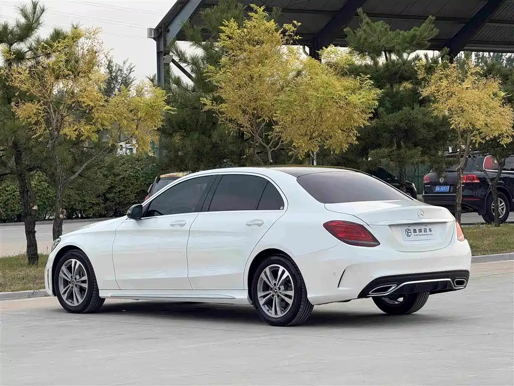 Mercedes-Benz C-Class — фото 20