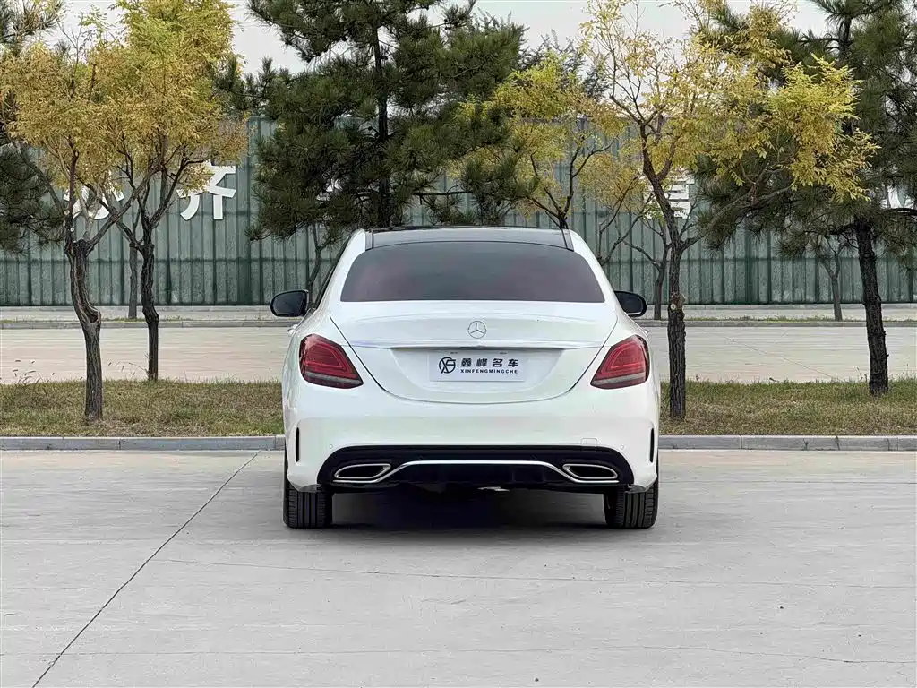 Mercedes-Benz C-Class — фото 21