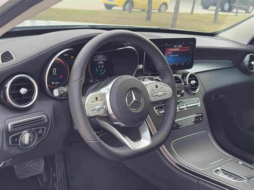 Mercedes-Benz C-Class — фото 10