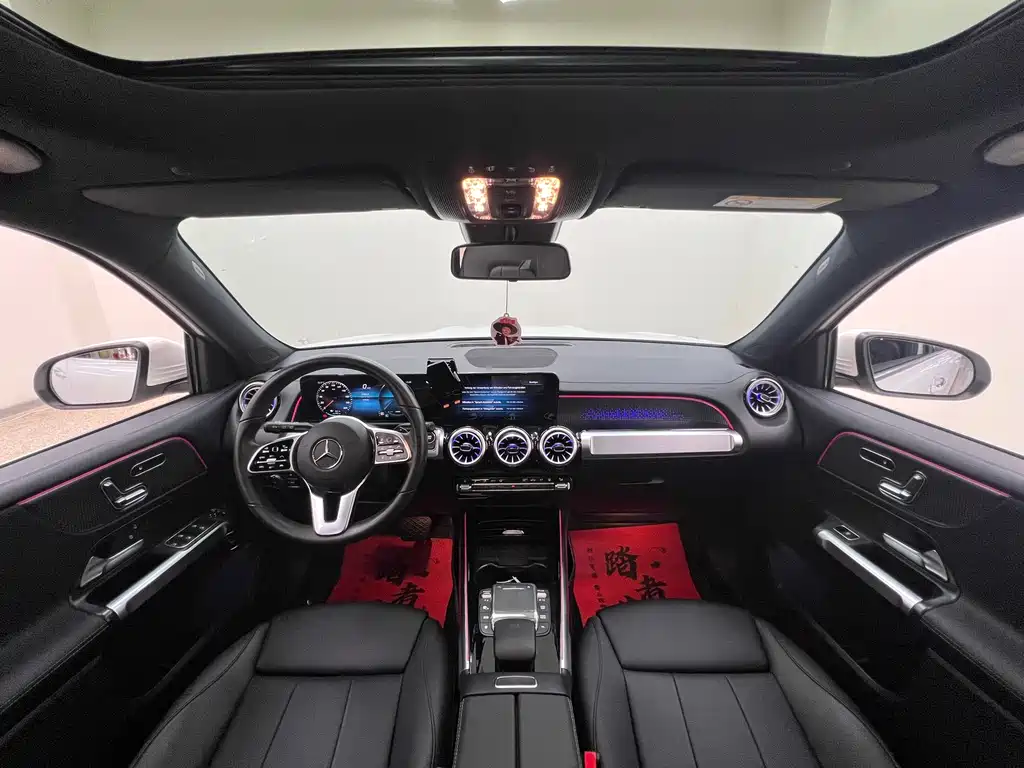 Mercedes-Benz EQB — фото 19
