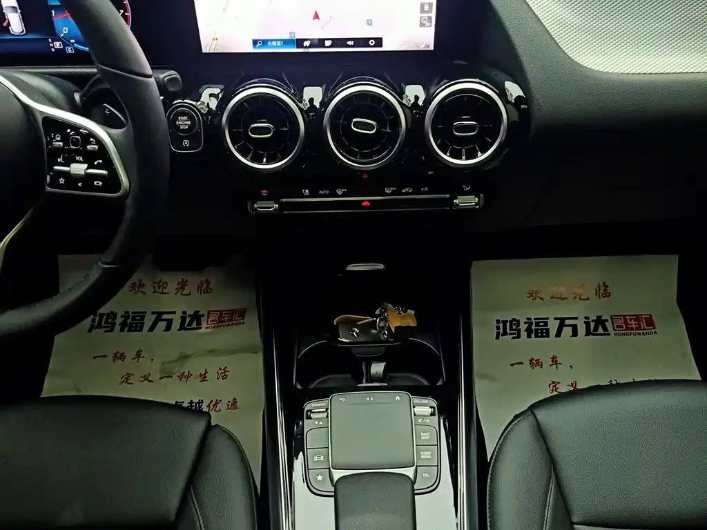 Mercedes-Benz GLA — фото 19