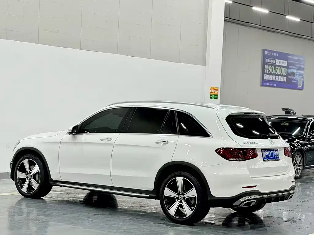 Mercedes-Benz GLC — фото 7