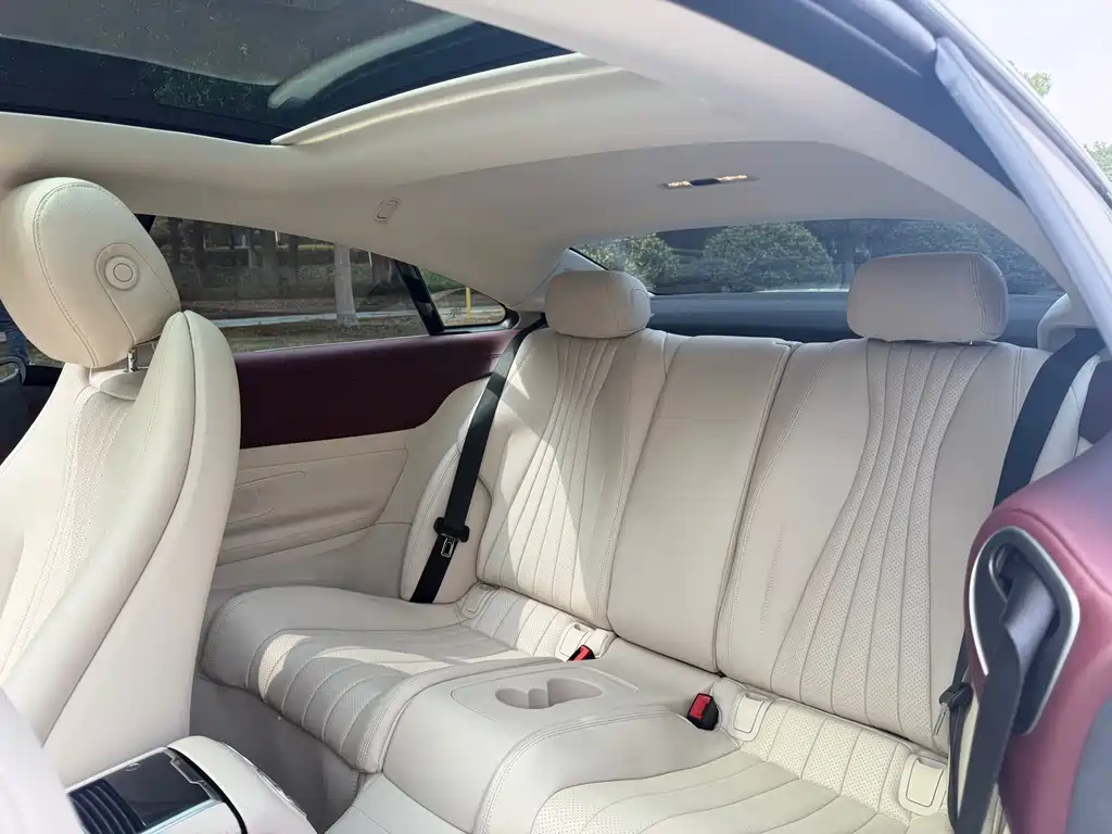 Mercedes-Benz E-Class (Import) — фото 8