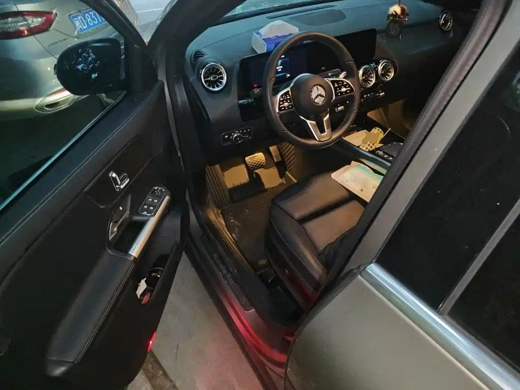 Mercedes-Benz GLA — фото 17