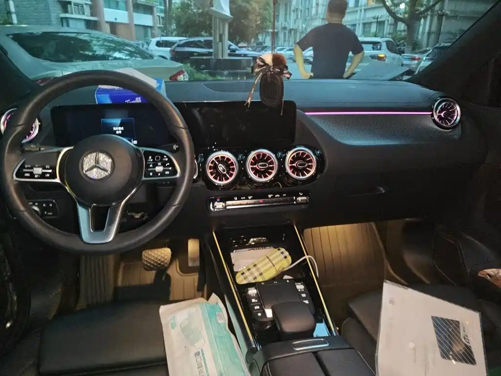 Mercedes-Benz GLA — фото 19