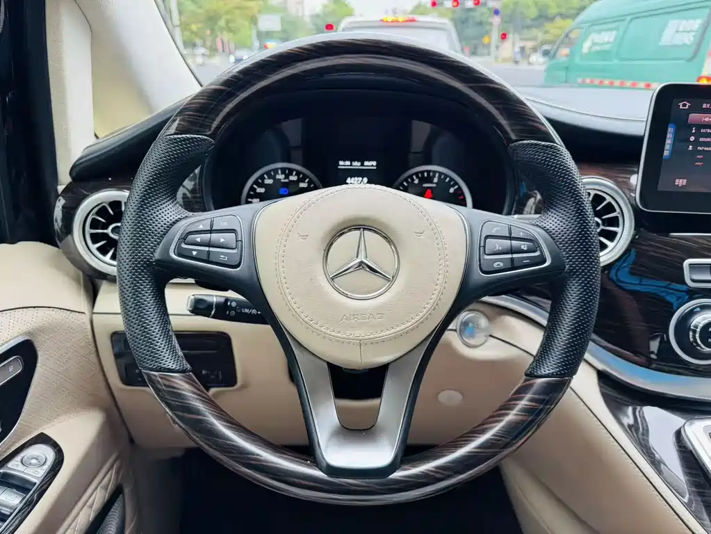 Mercedes-Benz Vito — фото 8