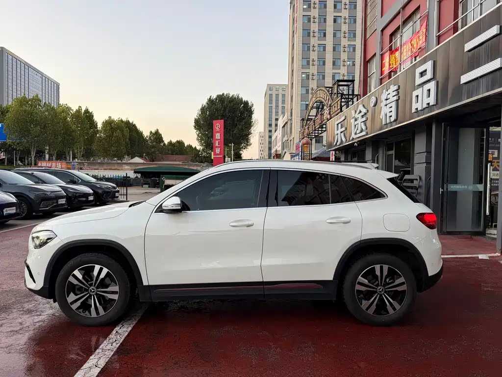 Mercedes-Benz GLA — фото 3