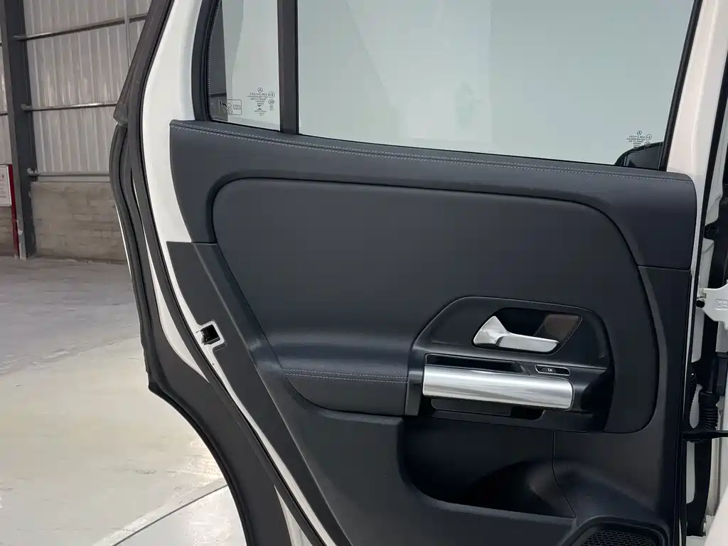 Mercedes-Benz GLA — фото 14