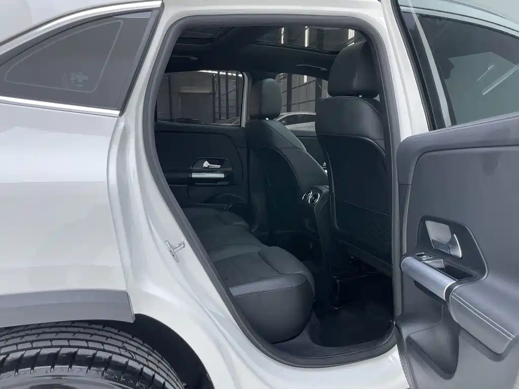 Mercedes-Benz GLA — фото 29