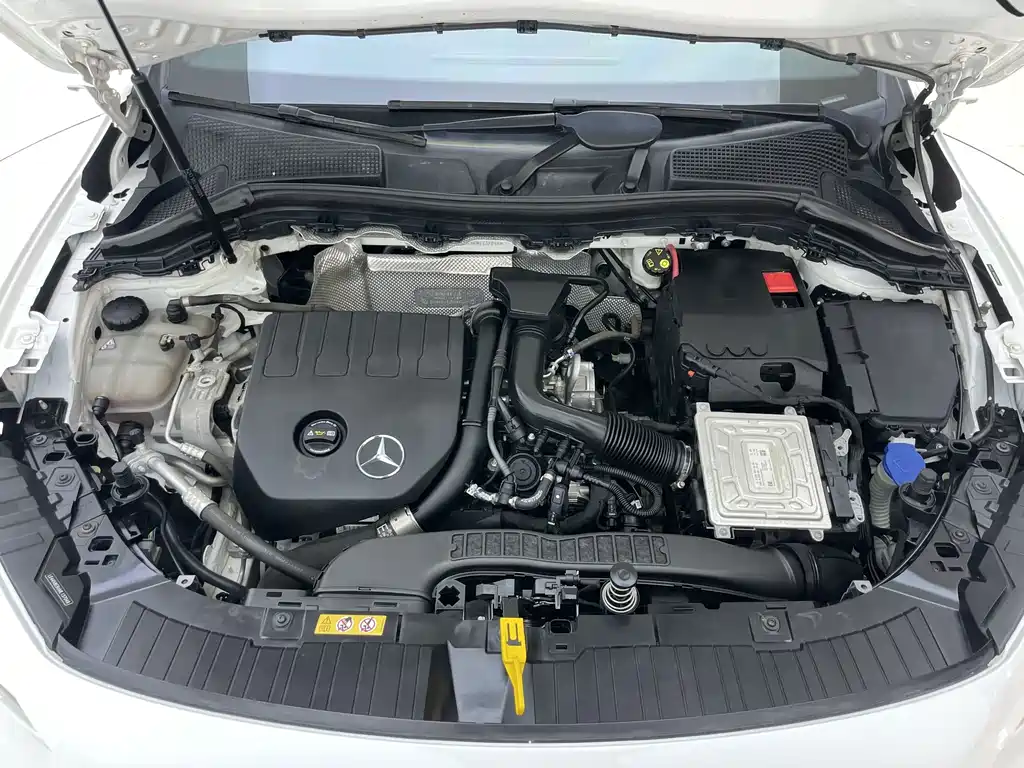 Mercedes-Benz GLA — фото 32