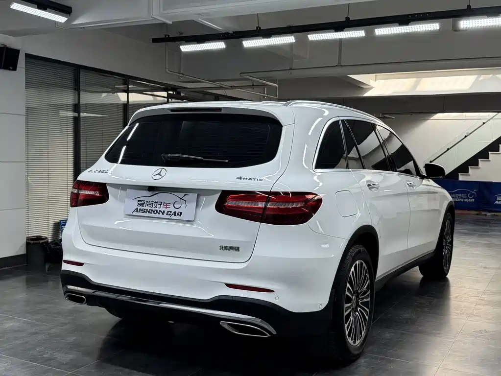 Mercedes-Benz GLC — фото 7