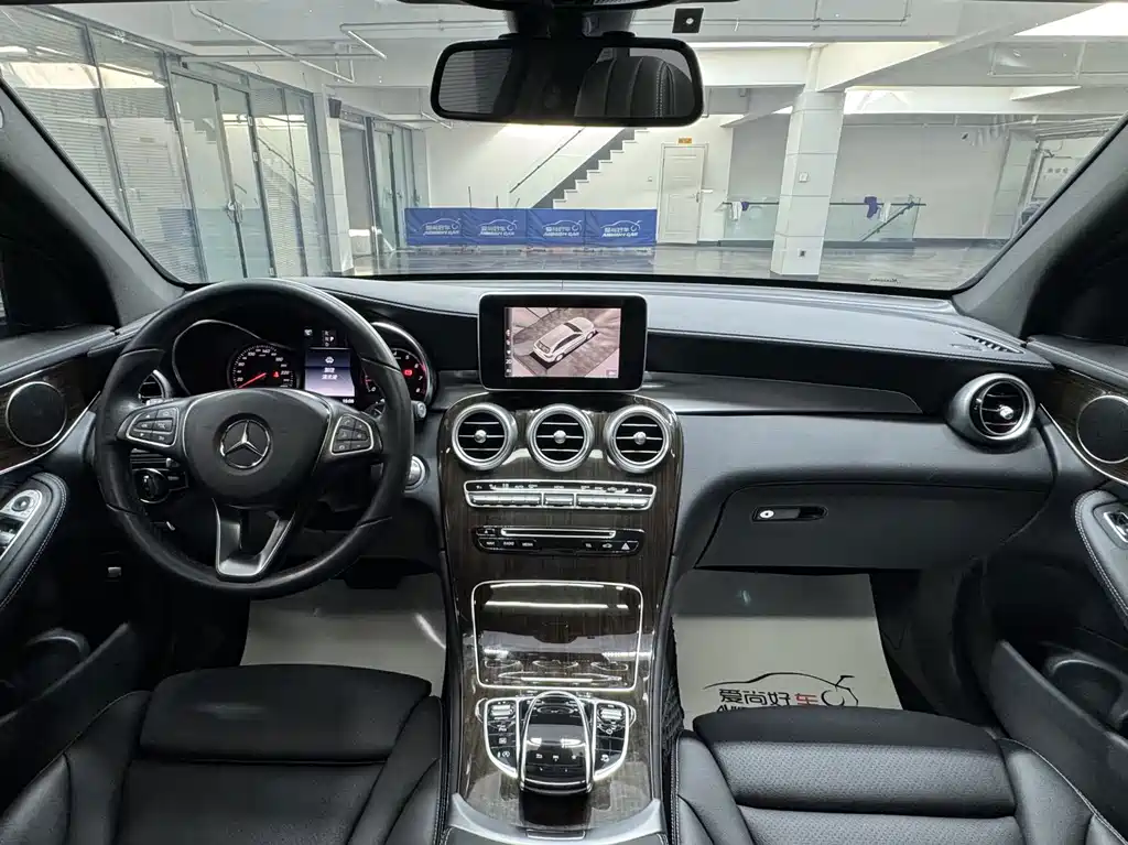Mercedes-Benz GLC — фото 10