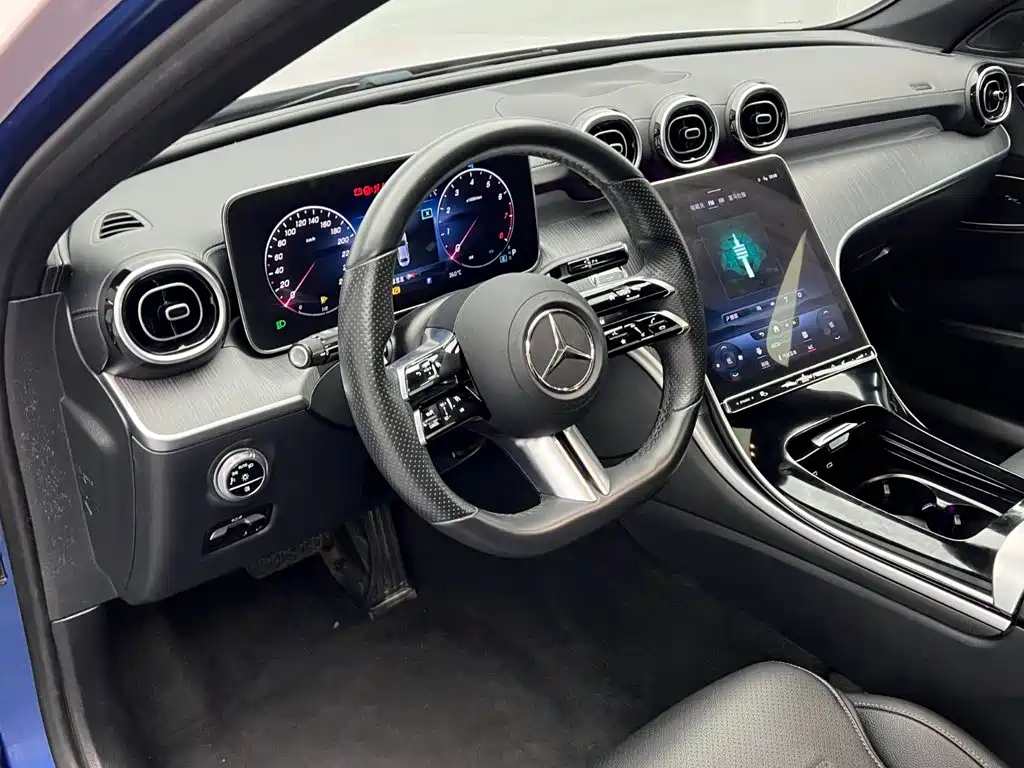 Mercedes-Benz C-Class — фото 13