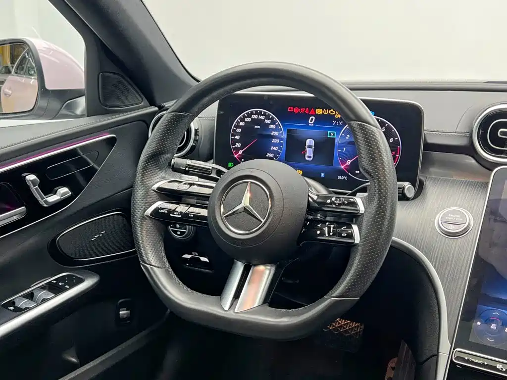 Mercedes-Benz C-Class — фото 20