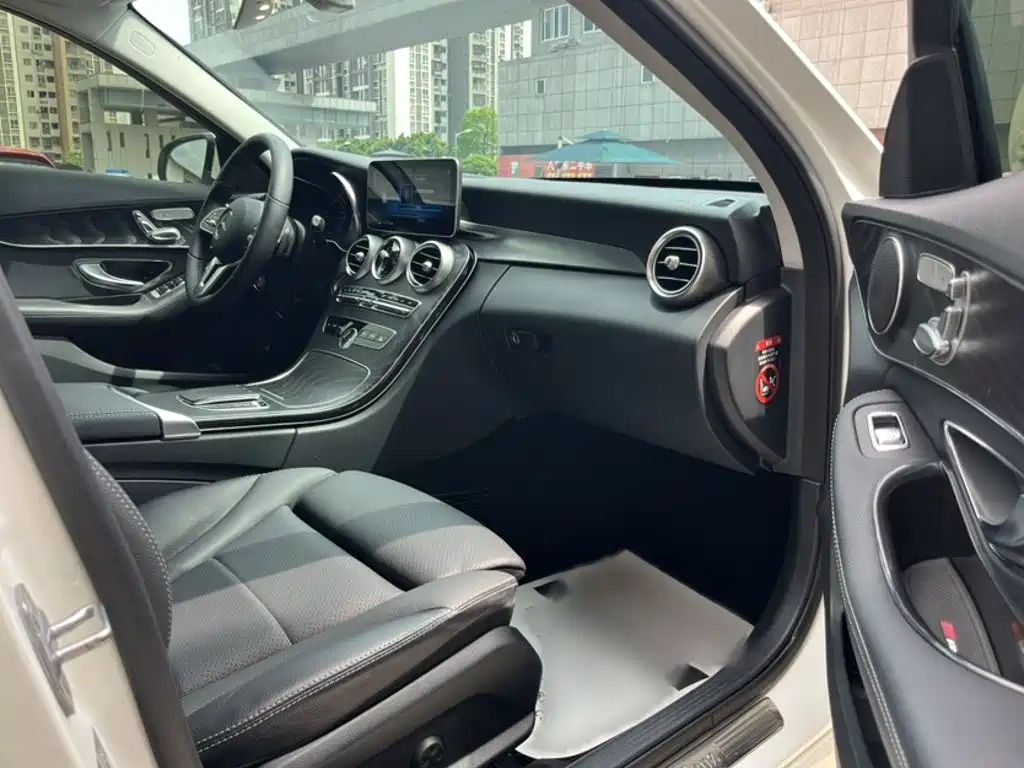 Mercedes-Benz C-Class (Import) — фото 17
