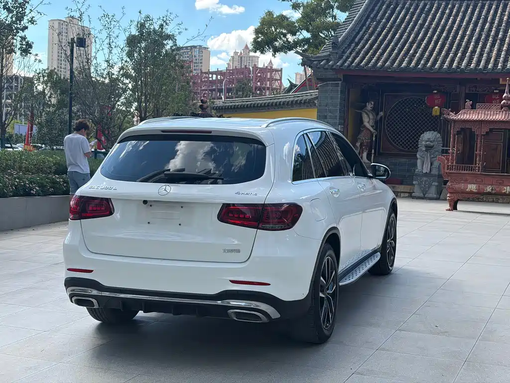 Mercedes-Benz GLC — фото 11