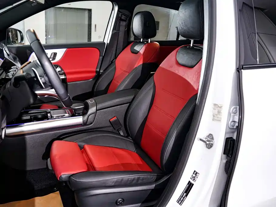 Mercedes-Benz GLA AMG — фото 18