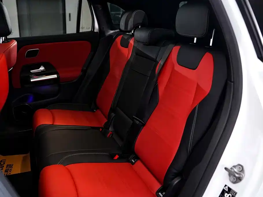 Mercedes-Benz GLA AMG — фото 20