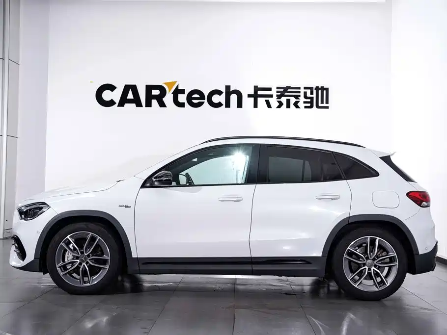 Mercedes-Benz GLA AMG — фото 8