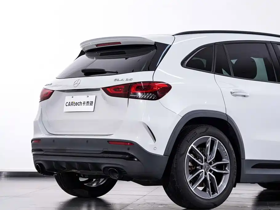 Mercedes-Benz GLA AMG — фото 9