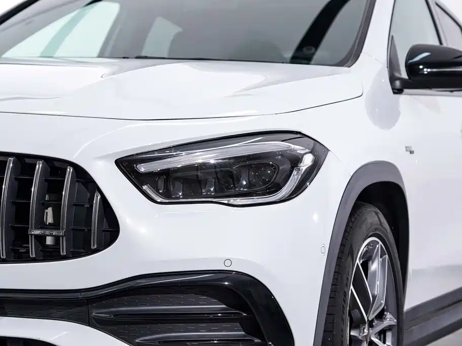 Mercedes-Benz GLA AMG — фото 10