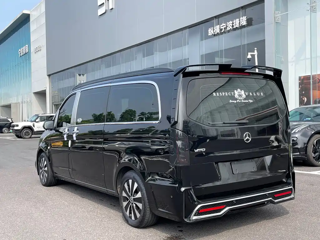 Mercedes-Benz Vito — фото 23