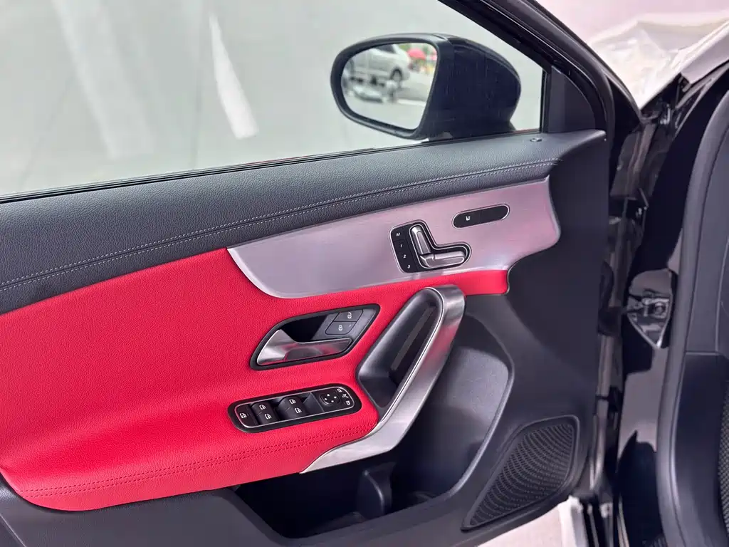 Mercedes-Benz A-Class AMG — фото 11
