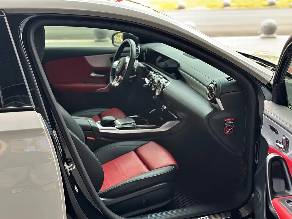 Mercedes-Benz A-Class AMG — фото 14