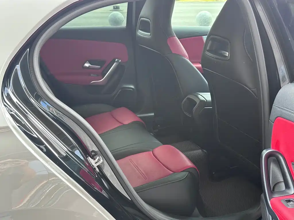 Mercedes-Benz A-Class AMG — фото 15