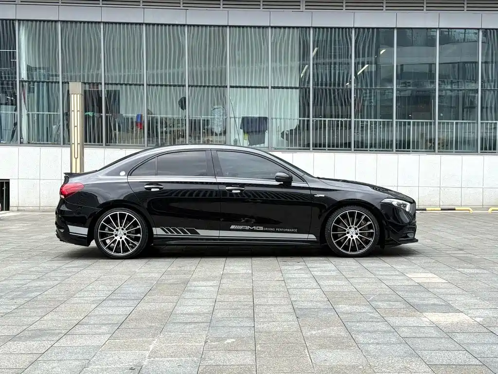Mercedes-Benz A-Class AMG — фото 2