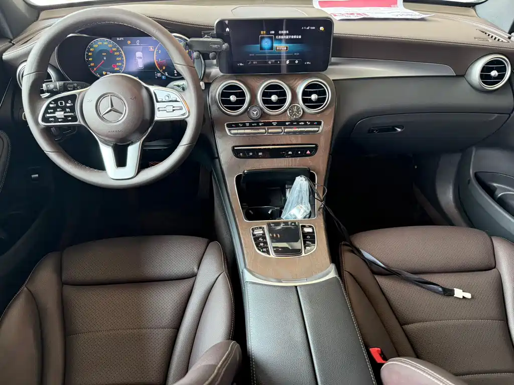 Mercedes-Benz GLC — фото 9