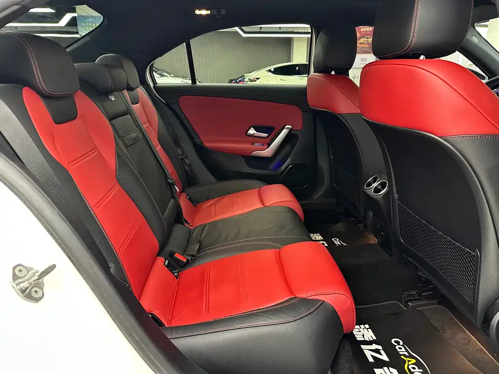 Mercedes-Benz A-Class AMG — фото 13