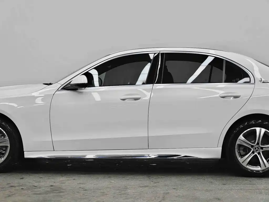 Mercedes-Benz C-Class — фото 11