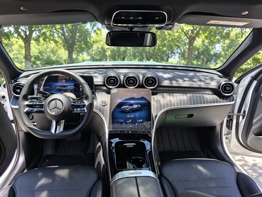 Mercedes-Benz C-Class — фото 11
