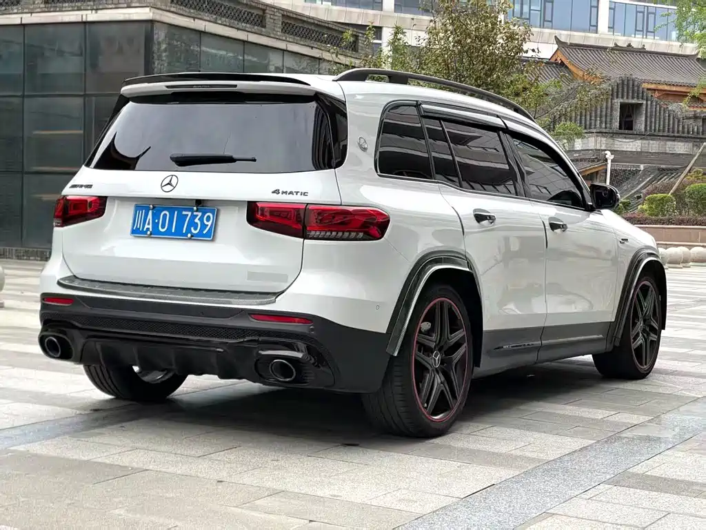 Mercedes-Benz GLB AMG — фото 4