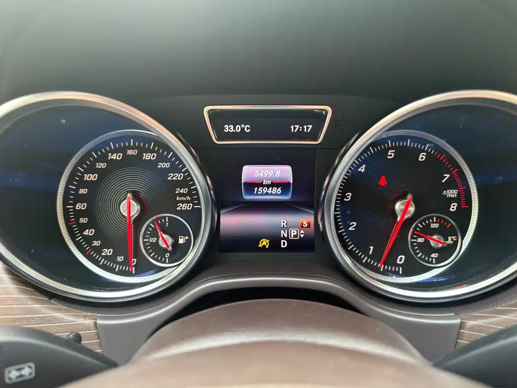 Mercedes-Benz GLE (Import) — фото 13