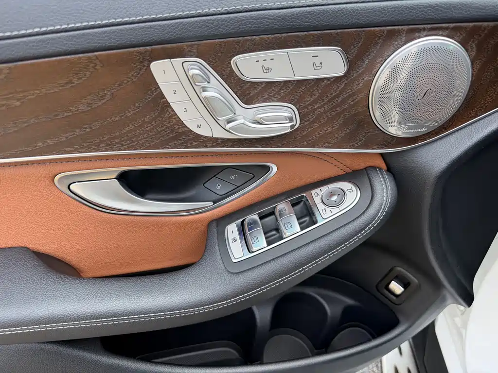 Mercedes-Benz GLC — фото 14