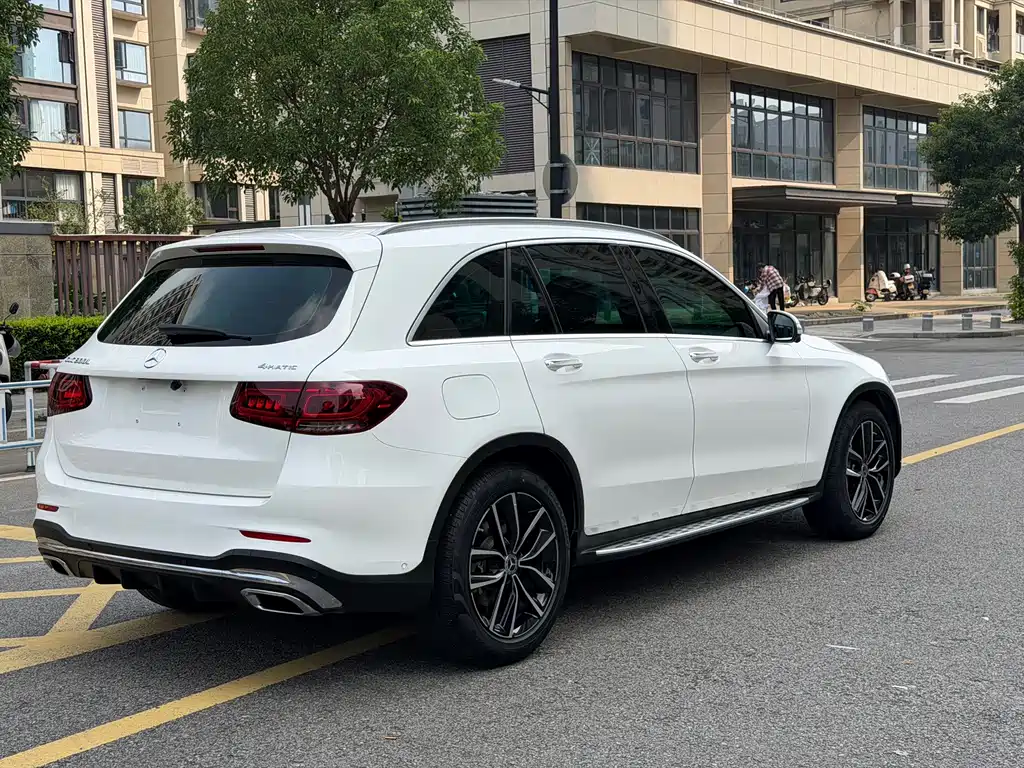 Mercedes-Benz GLC — фото 17